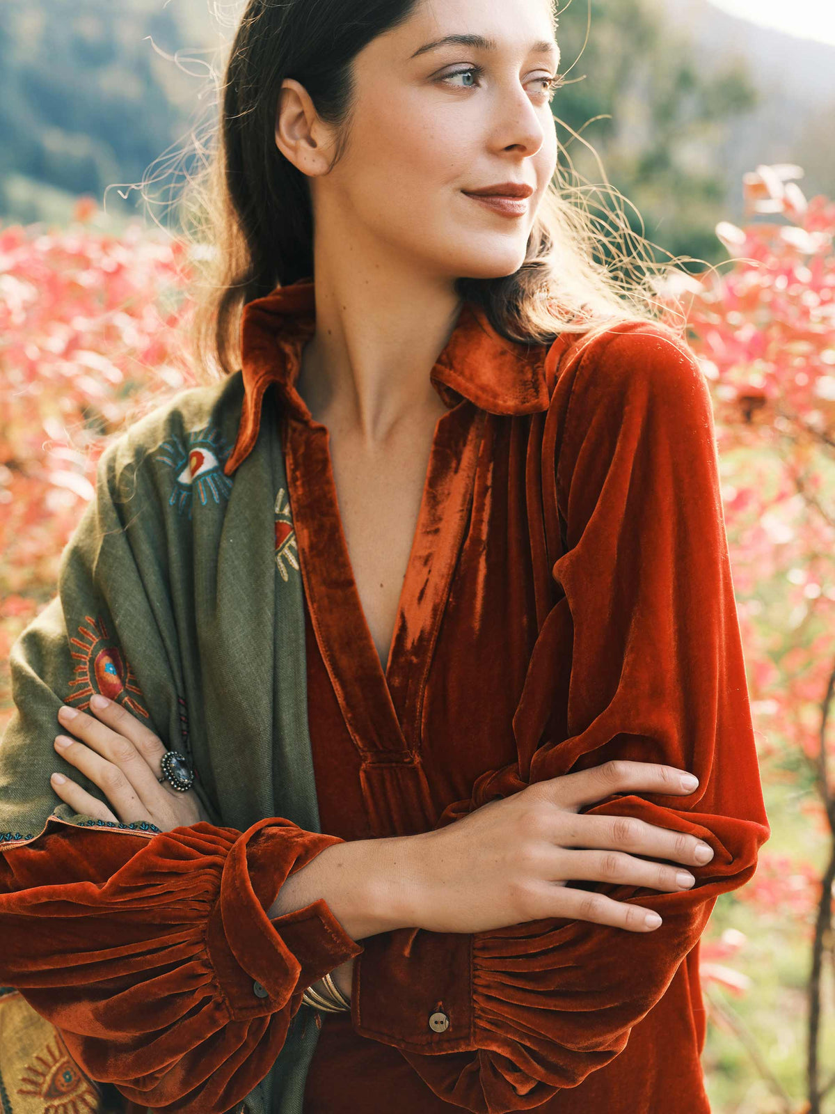 Eye-Embroidered Cashmere Pashmina Scarf