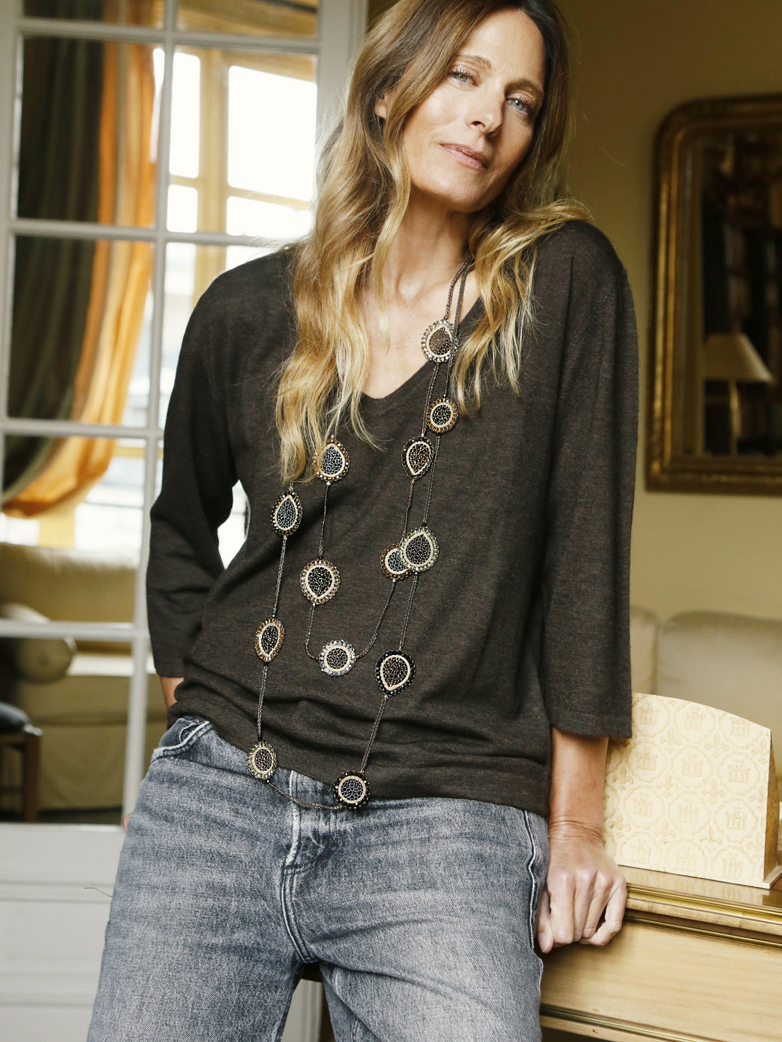 Indispensable Fine Cashmere Tshirt Vneck 3/4 Sleeves Dark Brown Shades